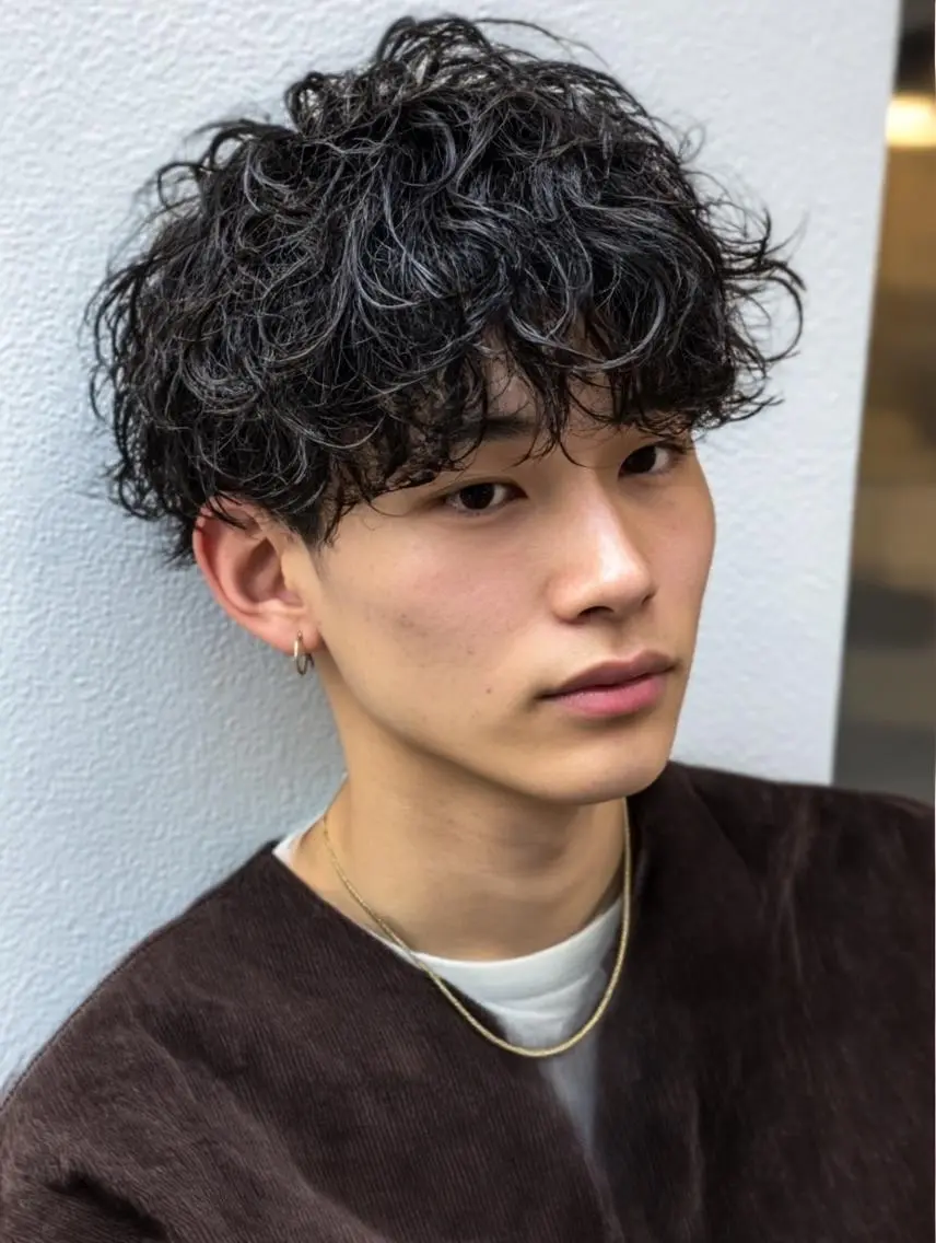 【✂︎カット+ツイストスパイラルパーマ🔥】メンズパーマ人気No.1☝️の写真