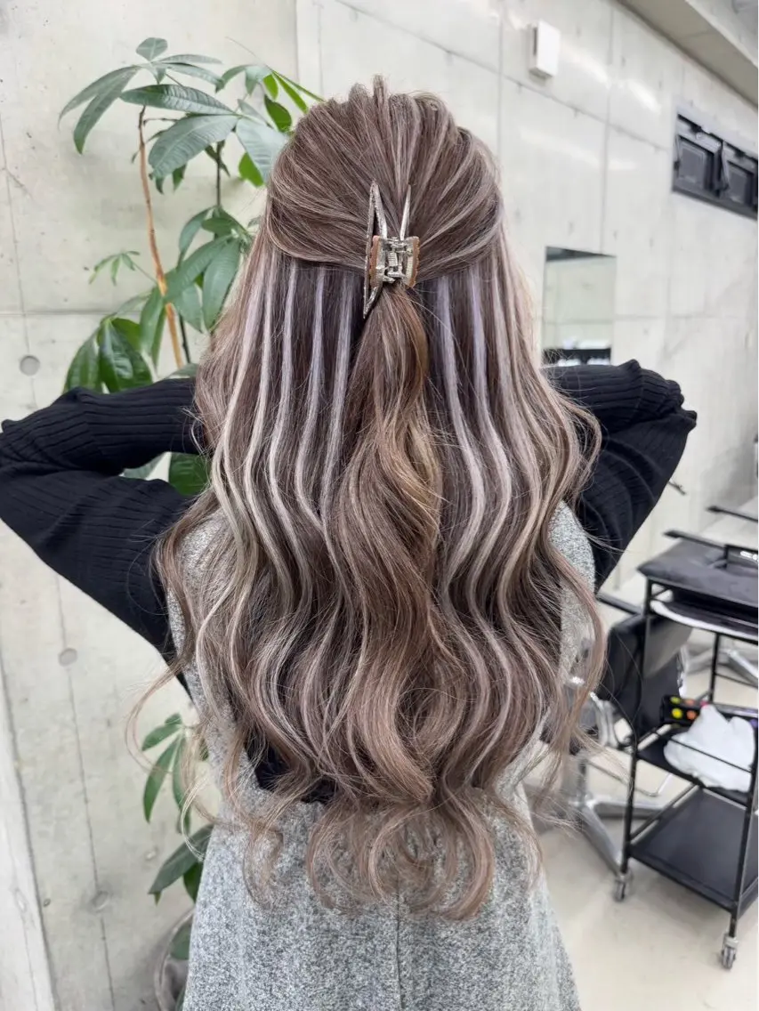 ロング カラー ハイライトカラー ハイライト ヘアカラー Kazuki/名古屋 ブリーチ/髪質改善のヘアスタイル