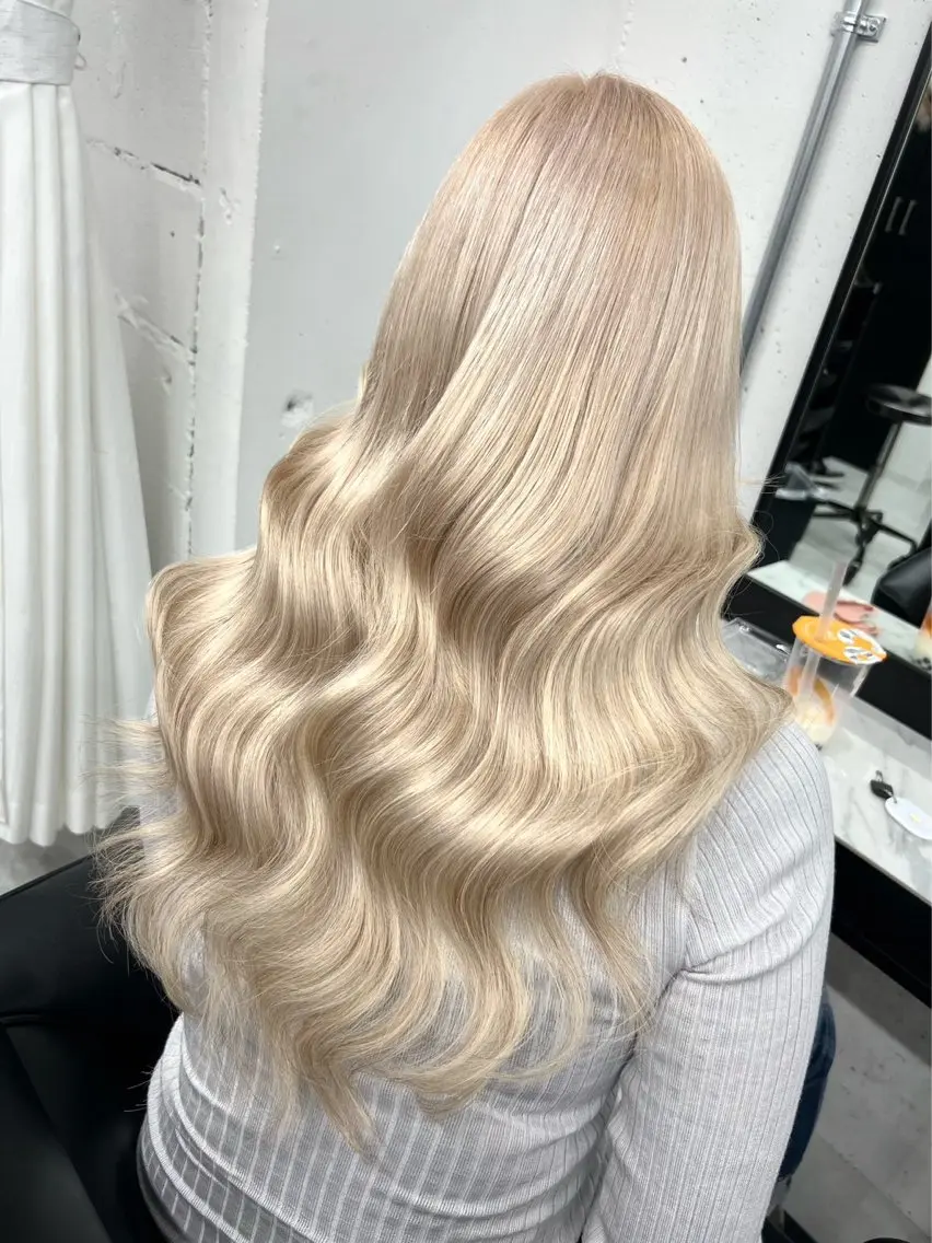 ブリーチカラー＋カット＋3stepトリートメント✨️の写真