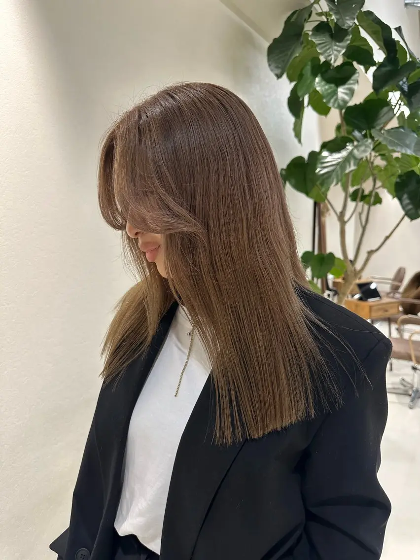 ミディアム カラー グレージュ ヘアカラー トリートメント Liru:smart salon/茅ヶ崎のヘアスタイル