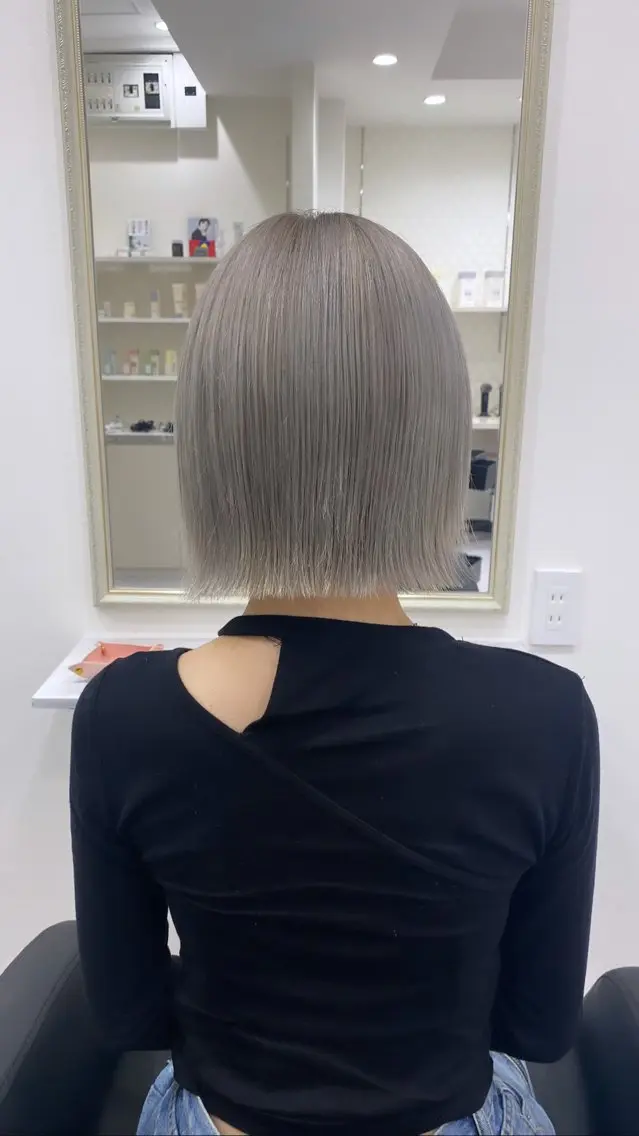 ショート カラー ヘアカラー トリートメント RURI韓国ボブ 🇰🇷タッセルボブのヘアスタイル