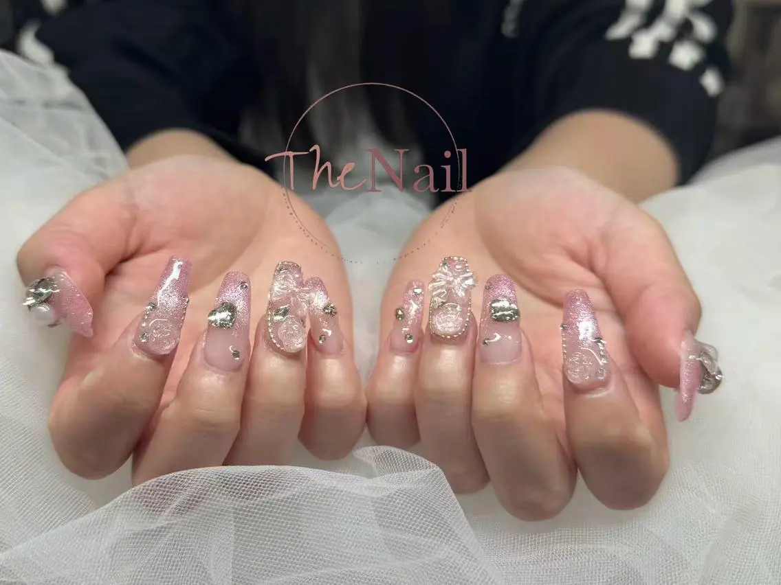ネイル オーロラネイル 長さ出し ガーリー 氷ネイル・うるうるネイル キラキラネイル ハンドネイル ハンドケア 当日予約可能💜 アキラのその他イメージ