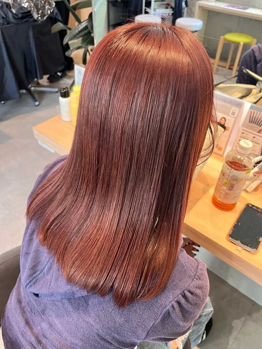 ミディアム カラー ブリーチ ブラウンカラー ケアブリーチ ダブルカラー ハイトーンカラー オタク美容師🛍/ 酸性ストレート/艶髪のヘアスタイル