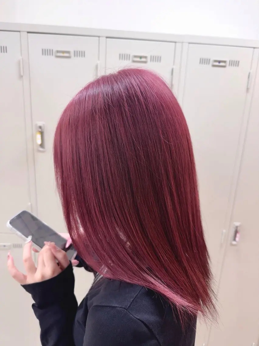 ミディアム カラー ピンクカラー ローズカラー ヘアカラー fand ERIのヘアスタイル