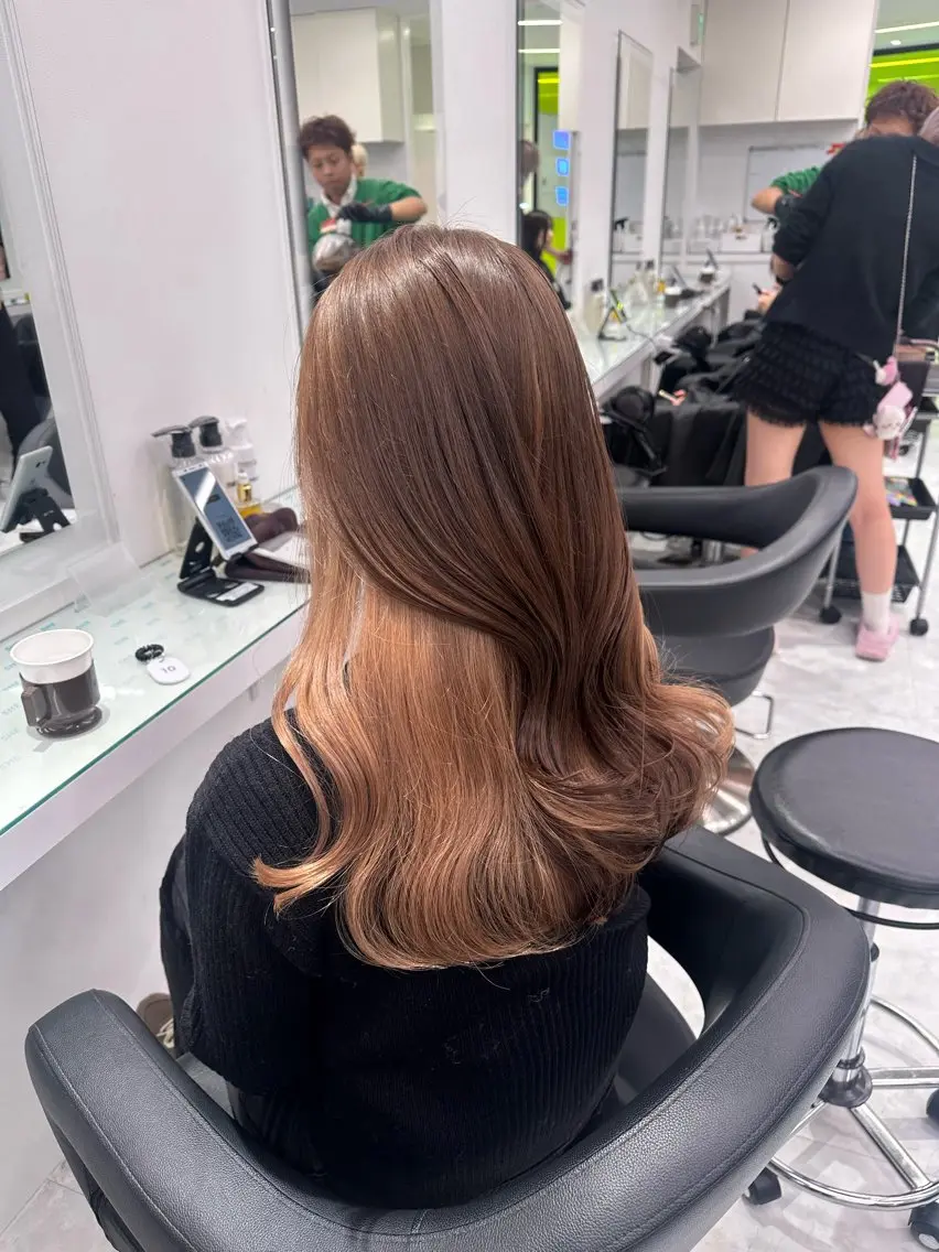 カラー ヘアカラー うる艶モテ髪🪄⭐︎ 💗Manaka💗のヘアスタイル