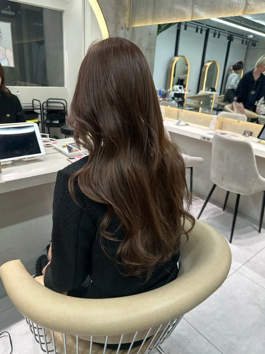 セミロング カラー カット ヘアカラー トリートメント 《髪質改善✖️オリー ブ🧸》小嶋拓也のヘアスタイル