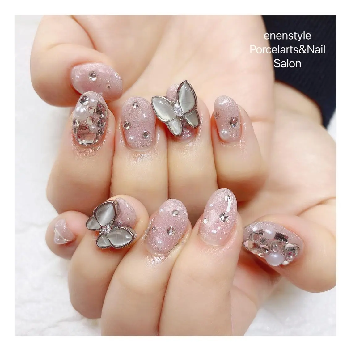 ミディアム ネイル 🐾enen style 🐾のネイルデザイン