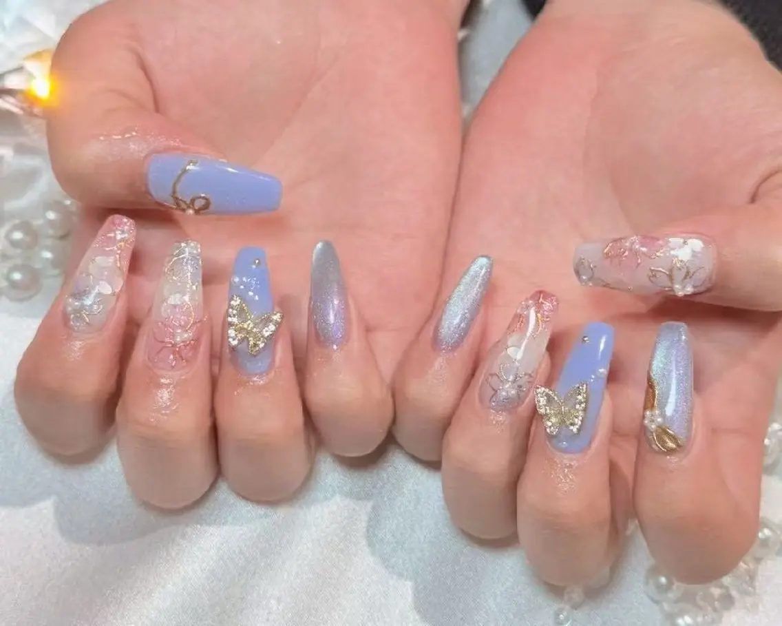 ネイル アートネイル 長さ出し フラッシュネイル フレンチネイル ジェルネイル io nail 心斎橋店⚜️のネイルデザイン