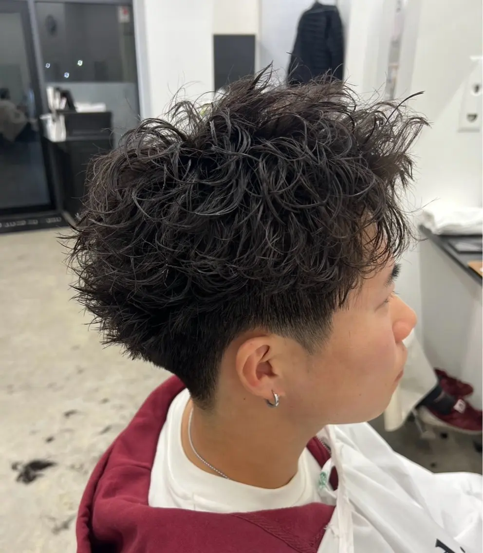 パーマ メンズ カット パーマ メンズ特化美容師 /真家雅樹🔥のヘアスタイル