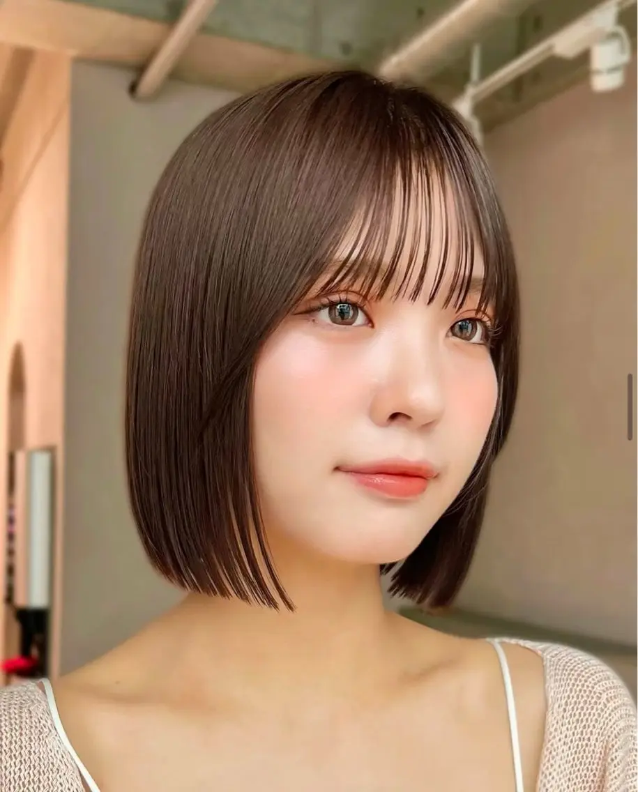 ショート ボブ 丸山 心 / 艶カラーのヘアスタイル