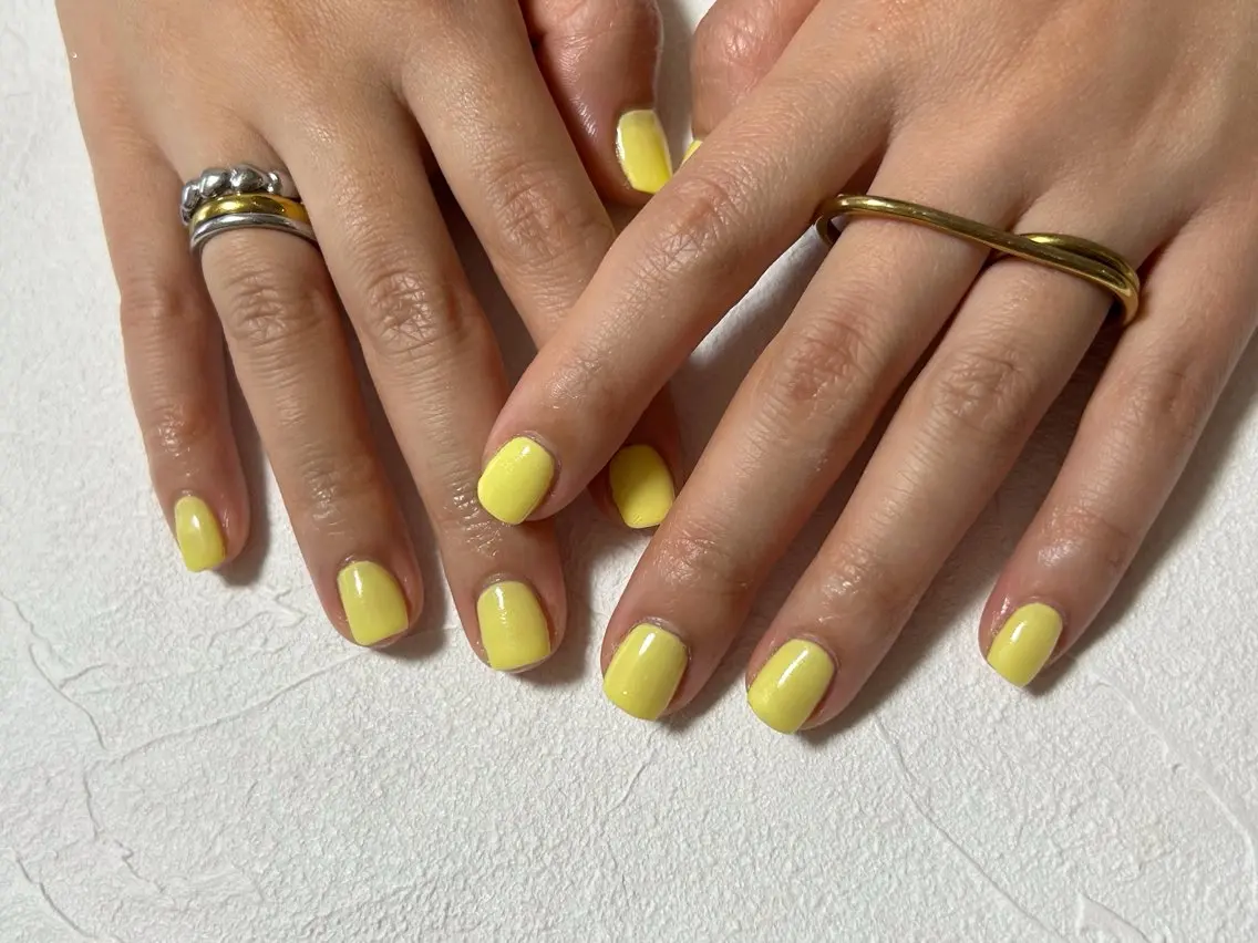 ネイル オーロラネイル フットネイル フレンチネイル ジェルネイル マグネットネイル ハンドネイル kiki nail &brow二子玉川の眉毛・アイブロウイメージ