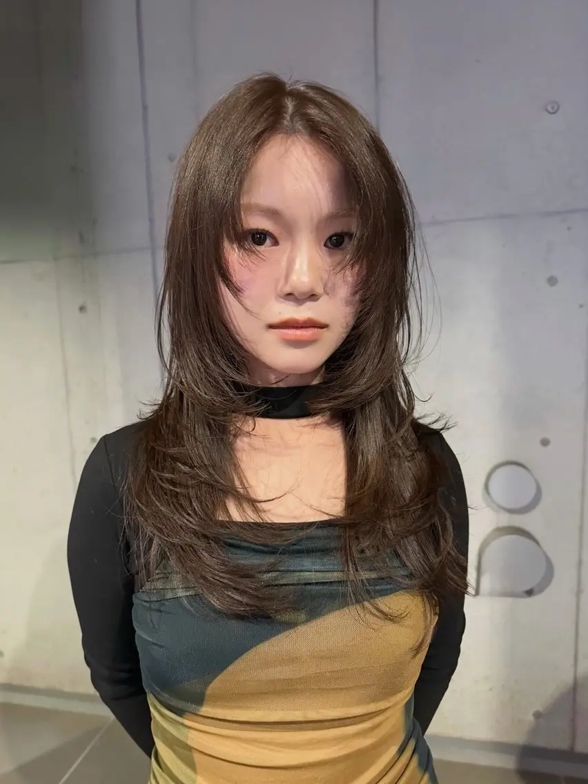 ロング カラー ロングレイヤー 透明感カラー 顔まわりレイヤー ハッシュカット レイヤーカット カット ヘアカラー 似合わせレイヤー/ 顔まわり/山本祐輔のヘアスタイル