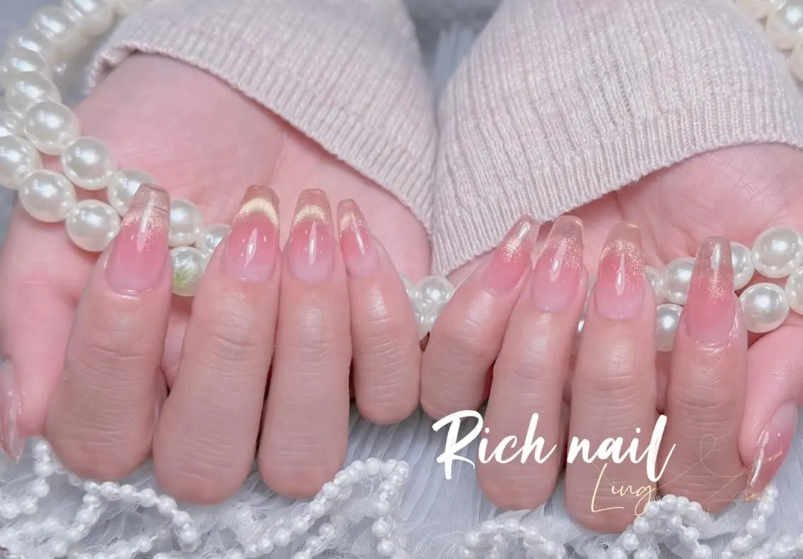 ネイル ハンドネイル ハンドケア Rich Nail 🤲🏻梨央のネイルデザイン