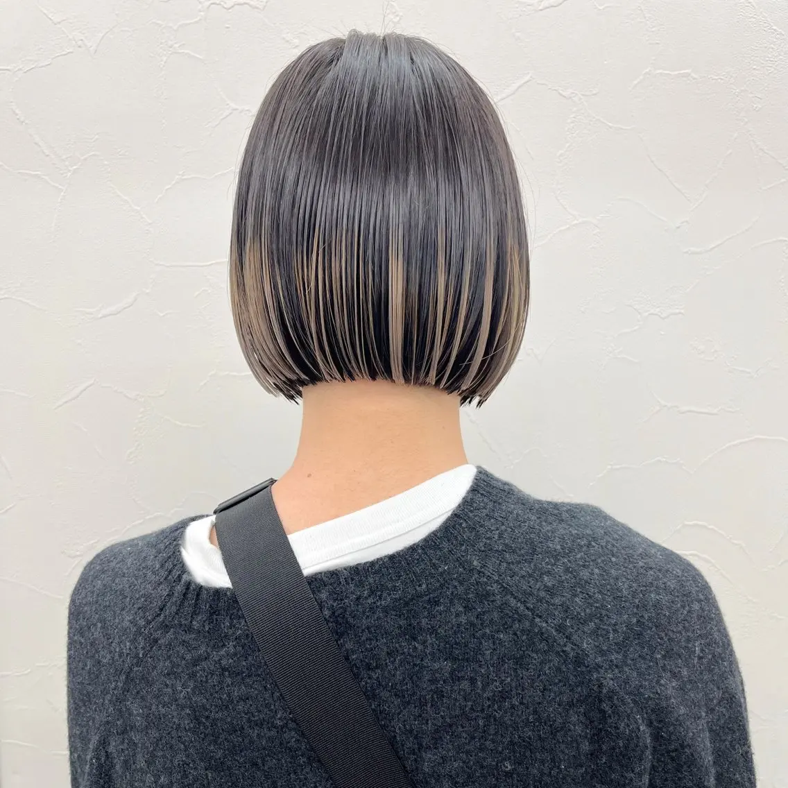 ショート カラー ブリーチ デザインカラー ブリーチなしカラー ボブ レイヤーカット カット ヘアカラー トリートメント 初めてのショート お任せください✂️のヘアスタイル