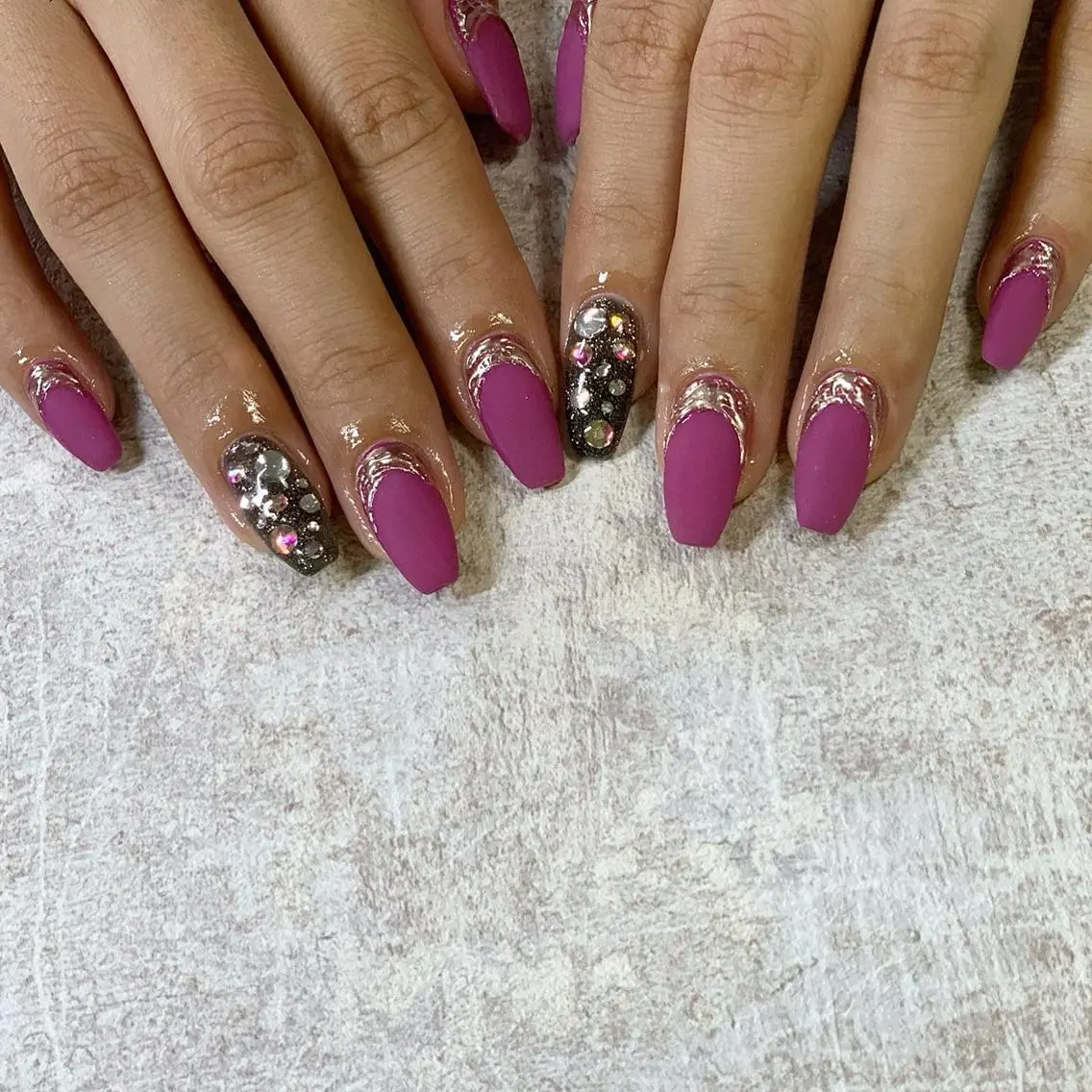 ネイル S. JEWELのネイルデザイン