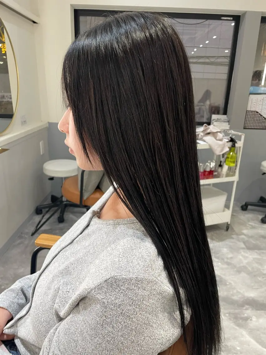 ロング カラー 透明感カラー オーガニックカラー ヘアカラー ヘッドスパ 吉田 凱翔のヘアスタイル