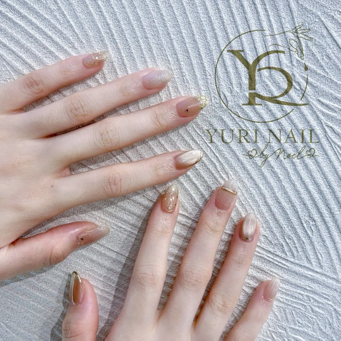 ネイル オーロラネイル ブルー チークネイル フットネイル フレンチネイル ハンドネイル フットネイル ハンドケア YURI Nail NARITAのネイルデザイン