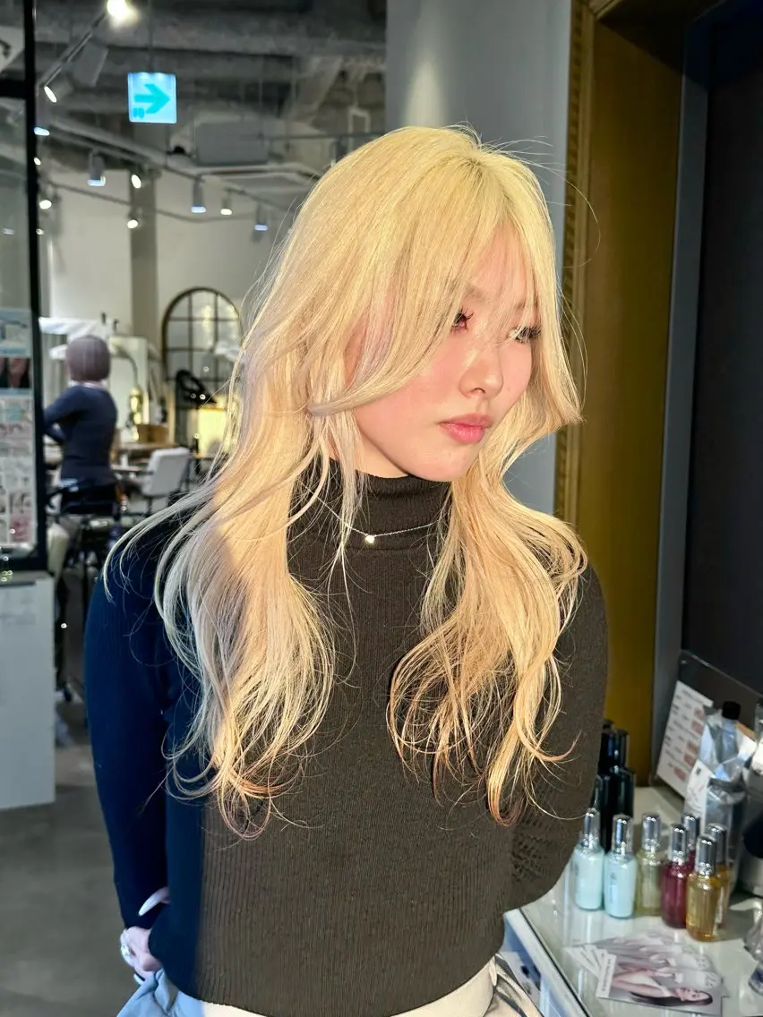 ロング カラー ブリーチ ケアブリーチ ケアカラー ハッシュカット 韓国風ヘア 大阪ウルフカット ハッシュカットのヘアスタイル