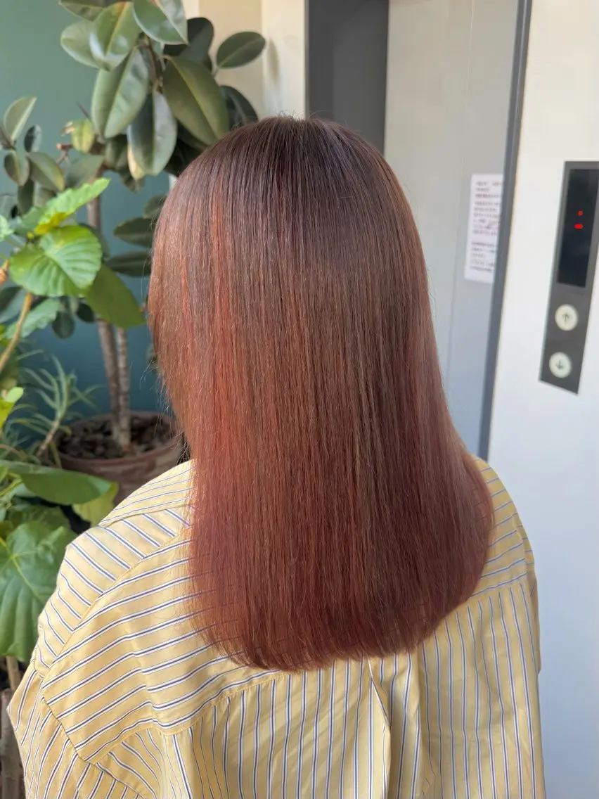 ロング カラー ヘアカラー BEHIND THE CURTAIN りこのヘアスタイル
