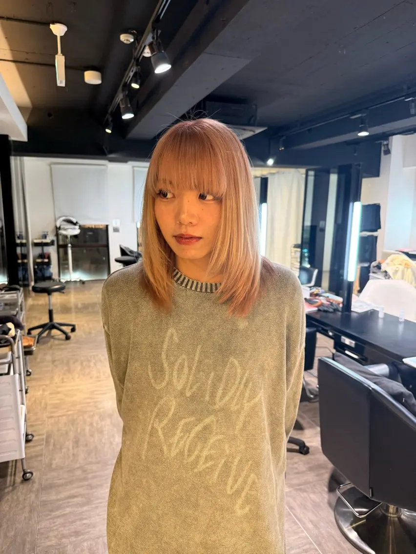ミディアム カラー ハイトーンカラー ヘアカラー レイヤー/艶カラー ROKUのヘアスタイル