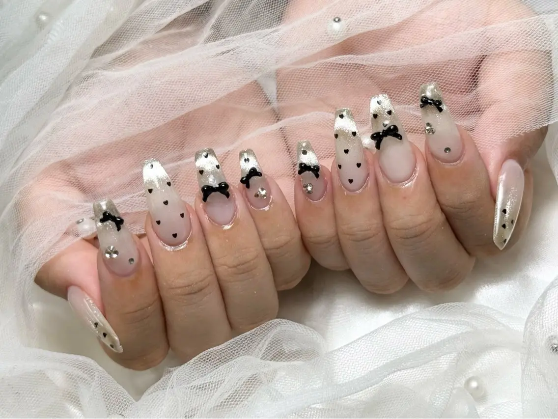 ネイル ハンドネイル Roi〈ロワ〉 Minakoのネイルデザイン