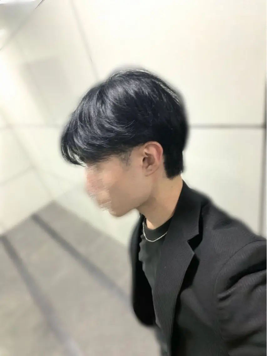 カラー メンズ 刈り上げ 黒髪 ブロンド カット ヘアカラー あいみ ♬.*ﾟのヘアスタイル