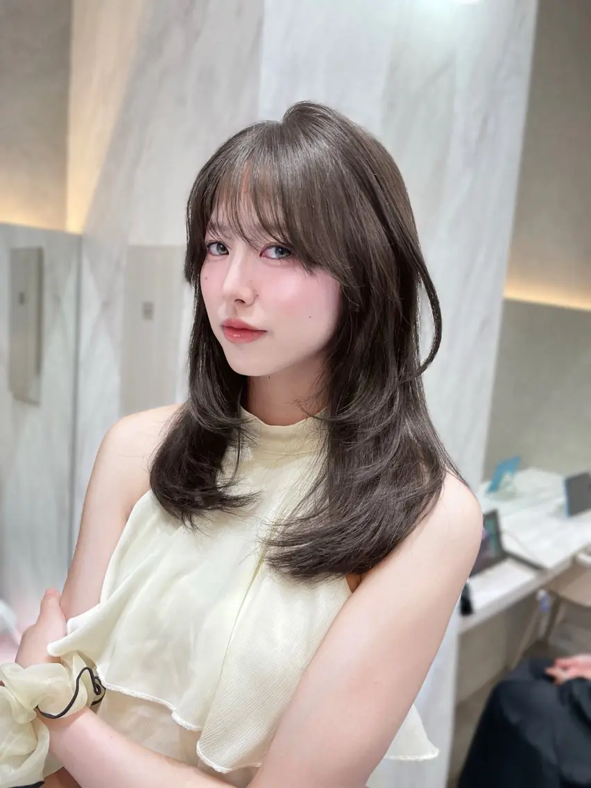 セミロング カット ヘアカラー MOE 福岡韓国ヘア✧︎のヘアスタイル