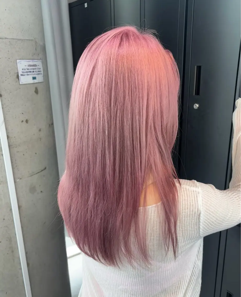 ロング カラー ピンクカラー ホワイトピンク ヘアカラー トリートメント 落ちる黒 森崎雄斗のヘアスタイル