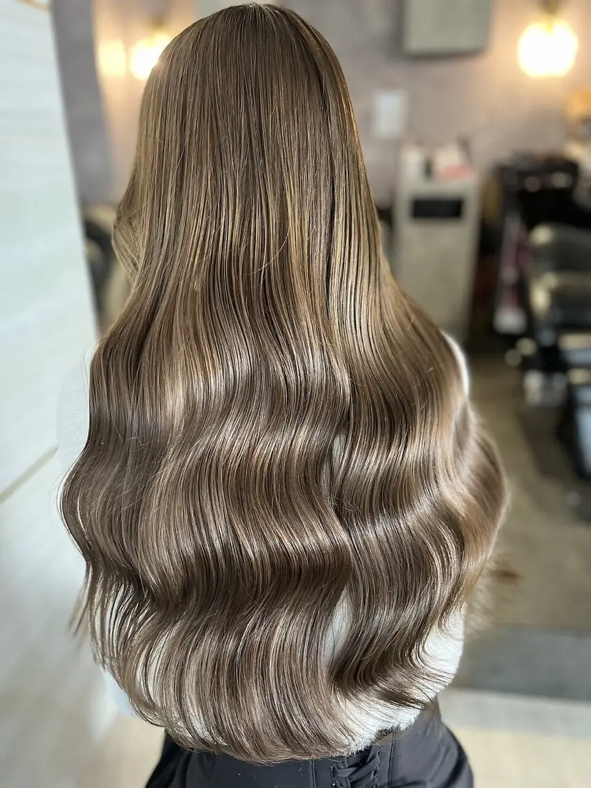 ロング カラー 透明感カラー 似合わせカット ヘアカラー トリートメント 🎀りな🎀透明感 カラー特化大宮のヘアスタイル