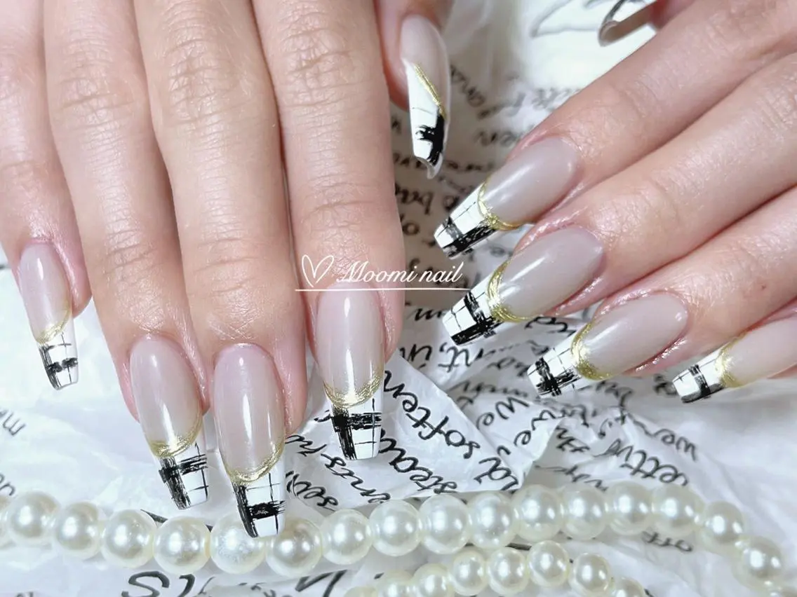 ネイル 長さ出し ジェルネイル グラデーション 韓国ネイル マグネットネイル moomi nail スカルプ専門のネイルデザイン