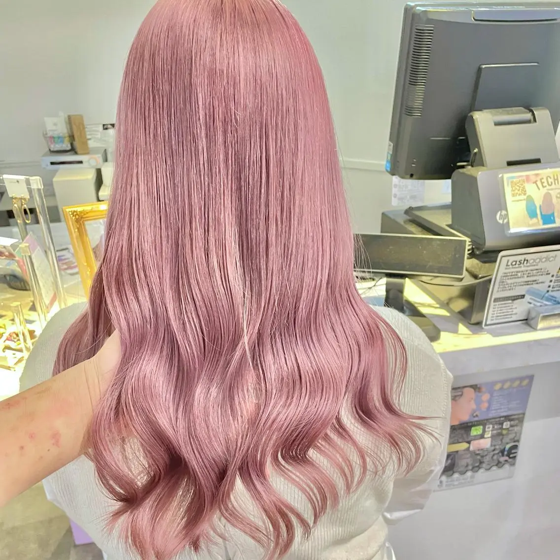 ロング ヘアカラー トリートメント Lit.豊橋 夏目のヘアスタイル