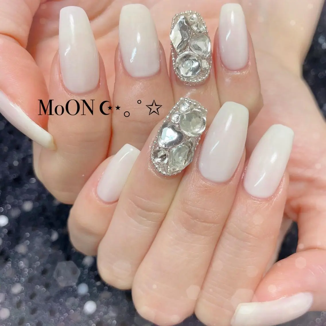 ネイル ハンドネイル ハンドケア MoON...❤︎ MeGuのネイルデザイン