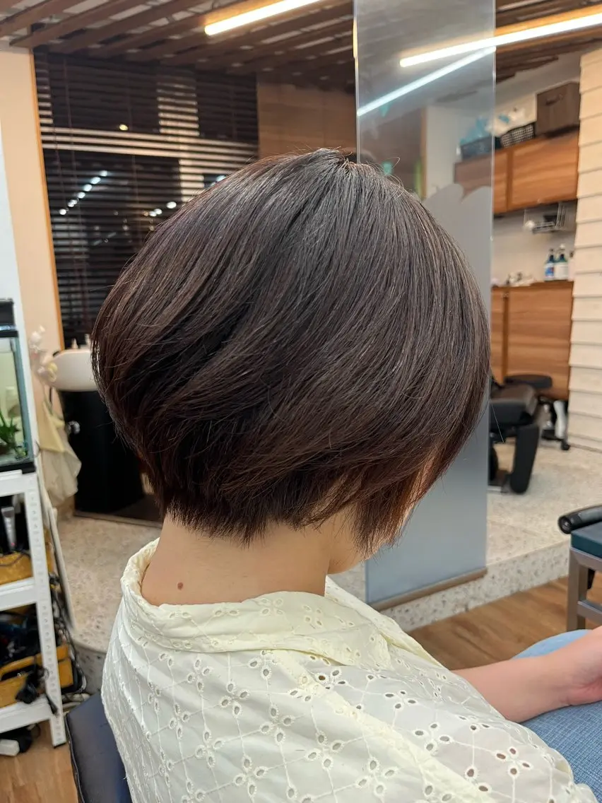 ショート レイヤーカット ショートヘア 吉祥寺✂️ shutoのヘアスタイル