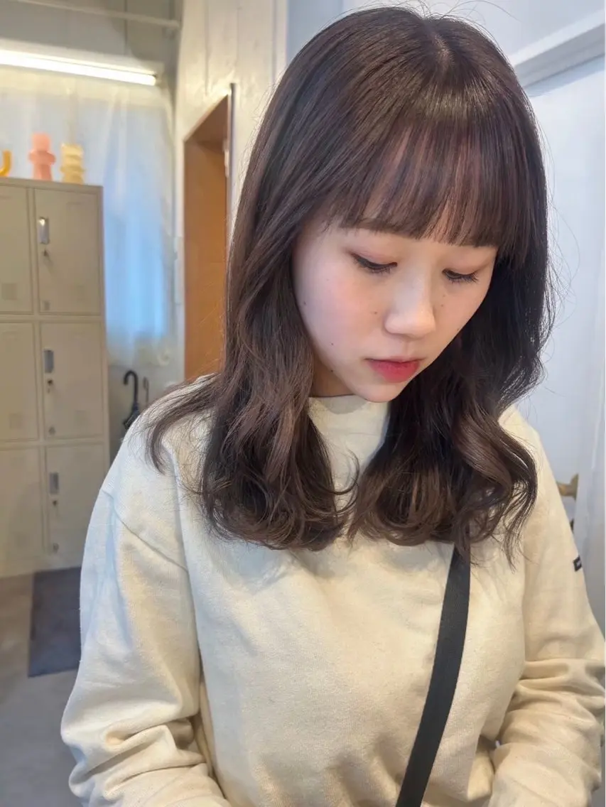 セミロング ヘアカラー 透明感カラー レイヤー/むつきのヘアスタイル