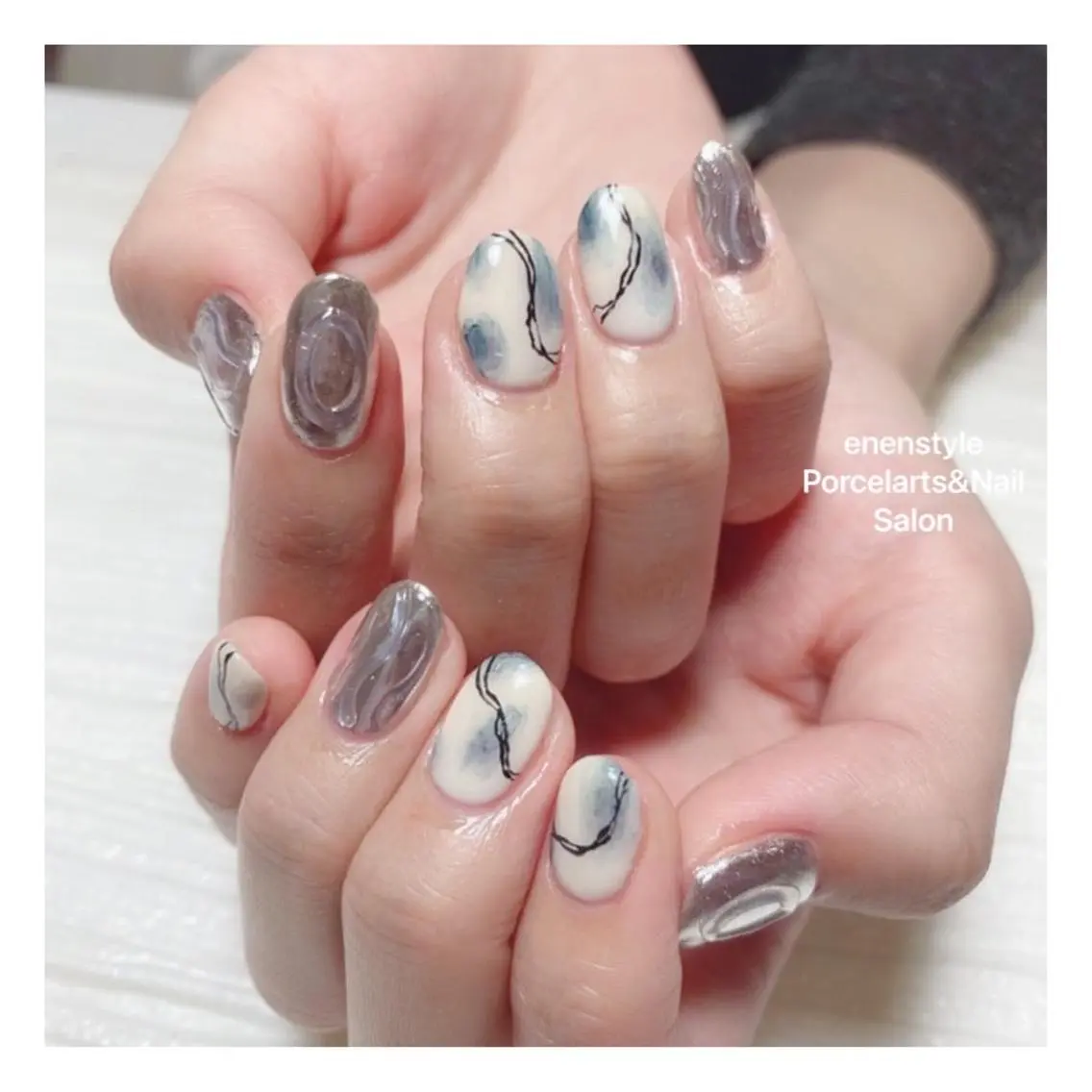ミディアム ネイル ハンドネイル 🐾enen style 🐾のネイルデザイン