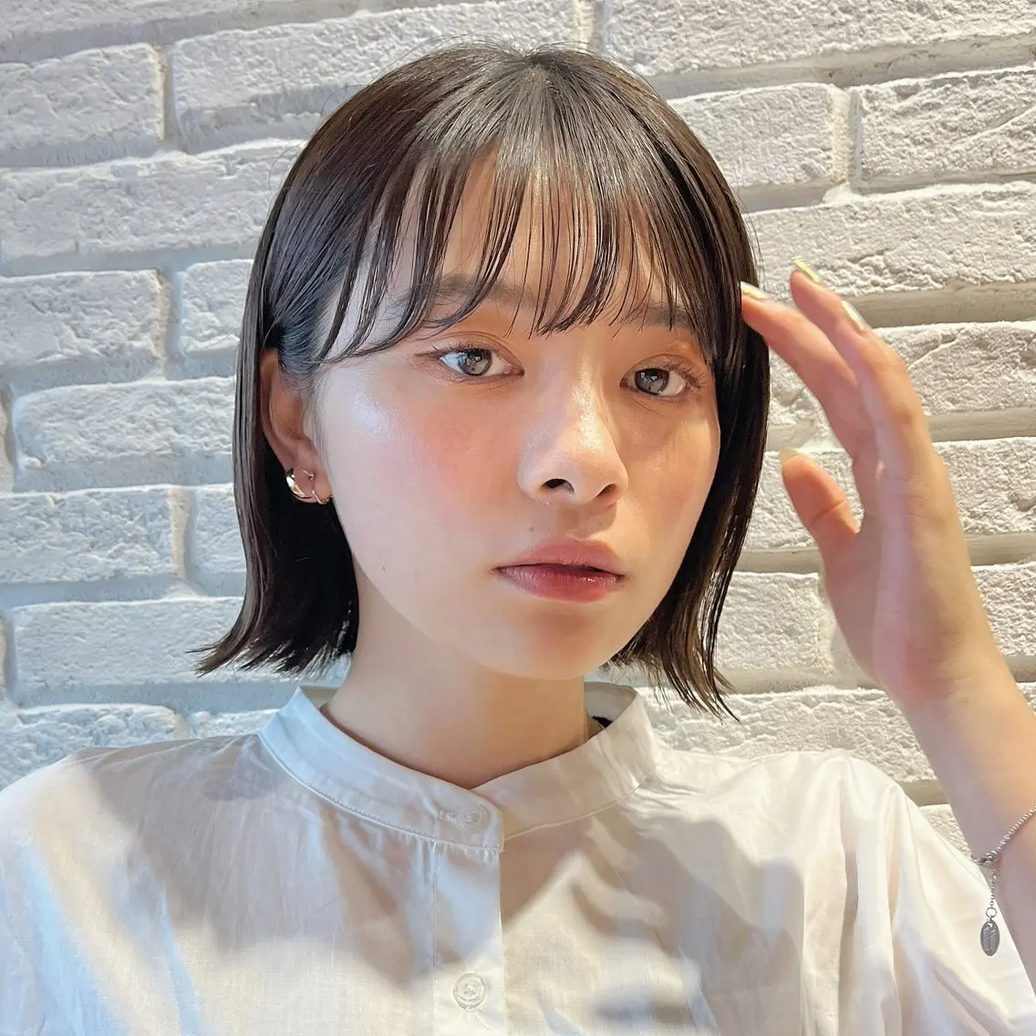 ショート カラー ヘアアレンジ 透明感カラー グレージュ ボブ 外ハネヘア 🌱ボブ/レイヤー/ ベージュ/あやみ✨のヘアスタイル
