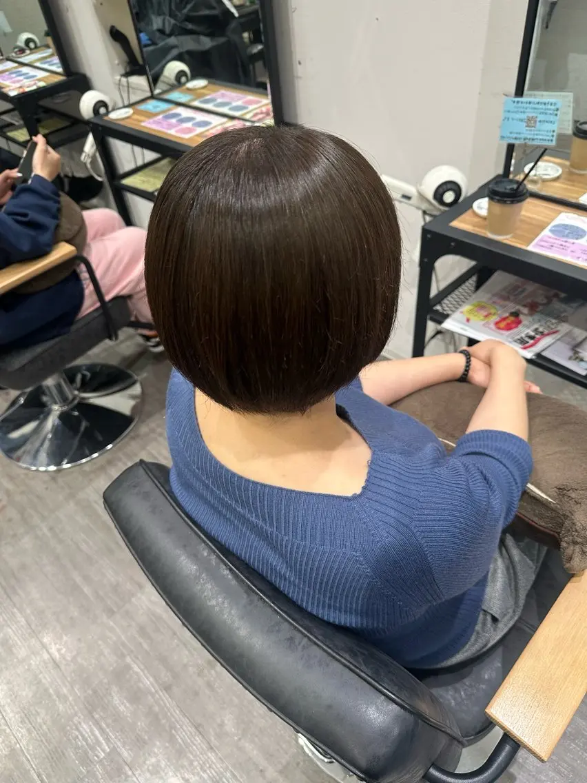 ショート カラー アッシュ アッシュブラウン ブラウンカラー グレージュ カット ヘアカラー トリートメント 艶髪レイヤー上田 紗也🇰🇷💗のヘアスタイル