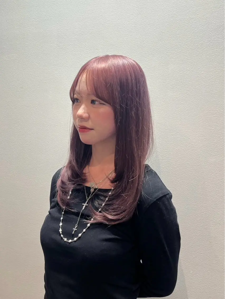 ロング カラー せりな🎀🕯️ /透明感カラーのヘアスタイル