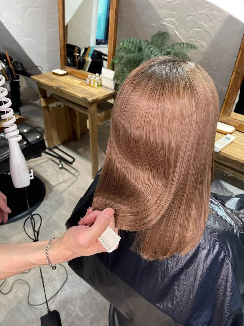 【うるツヤ♪】艶カラー+髪質改善トリートメント¥13900の写真