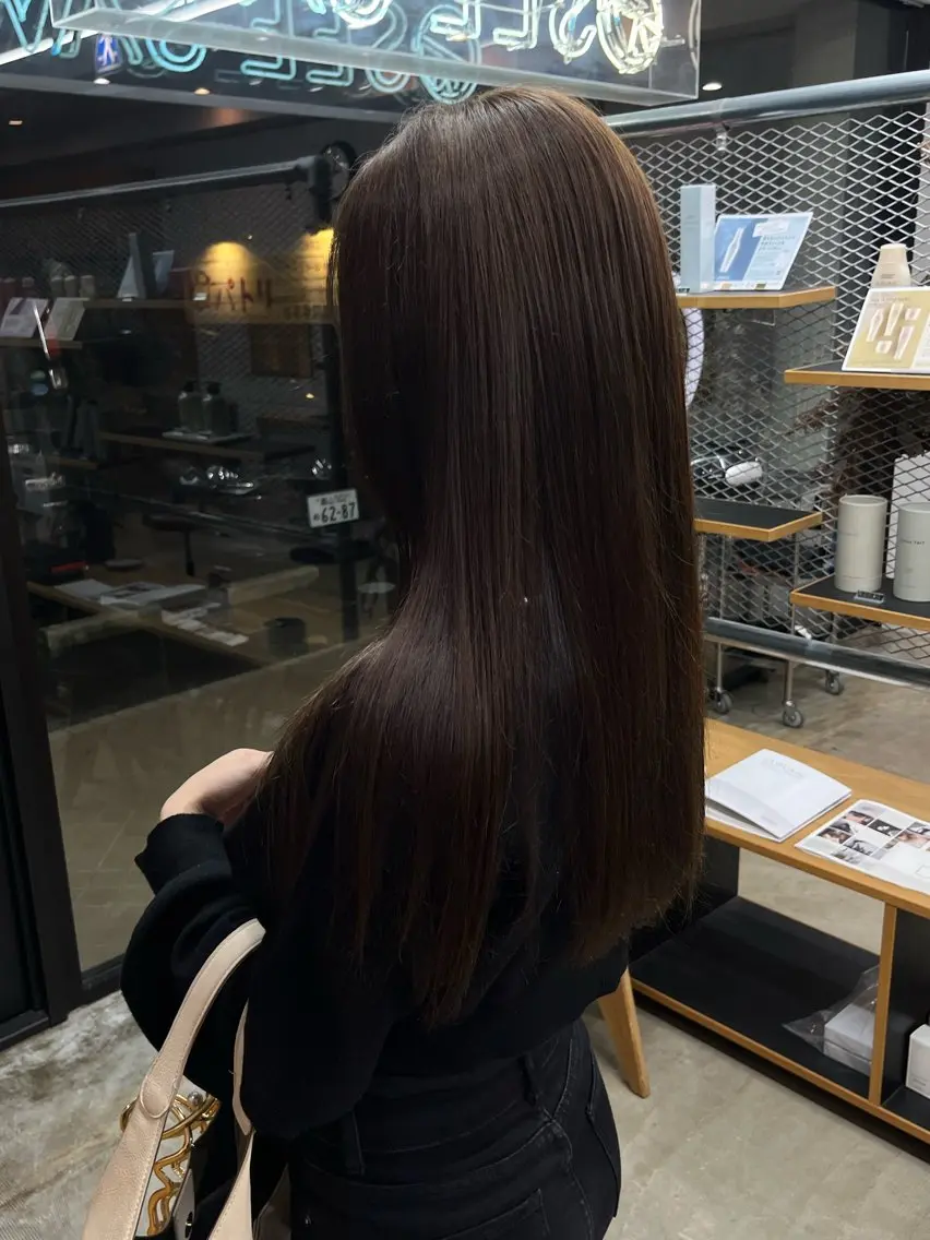 ロング カット ヘアカラー SEE-SAW． MANAKAのヘアスタイル