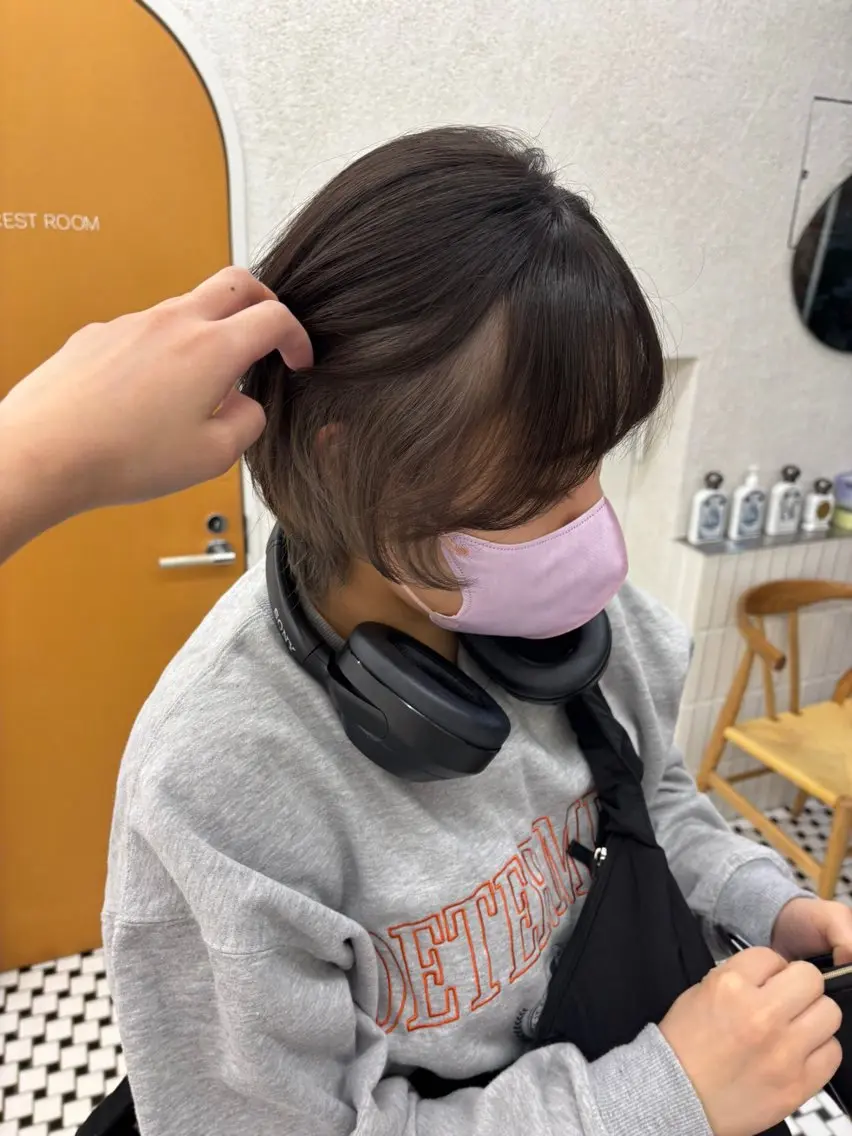 ショート リン🔔ボブ cut まろやかベージュ🤎のヘアスタイル