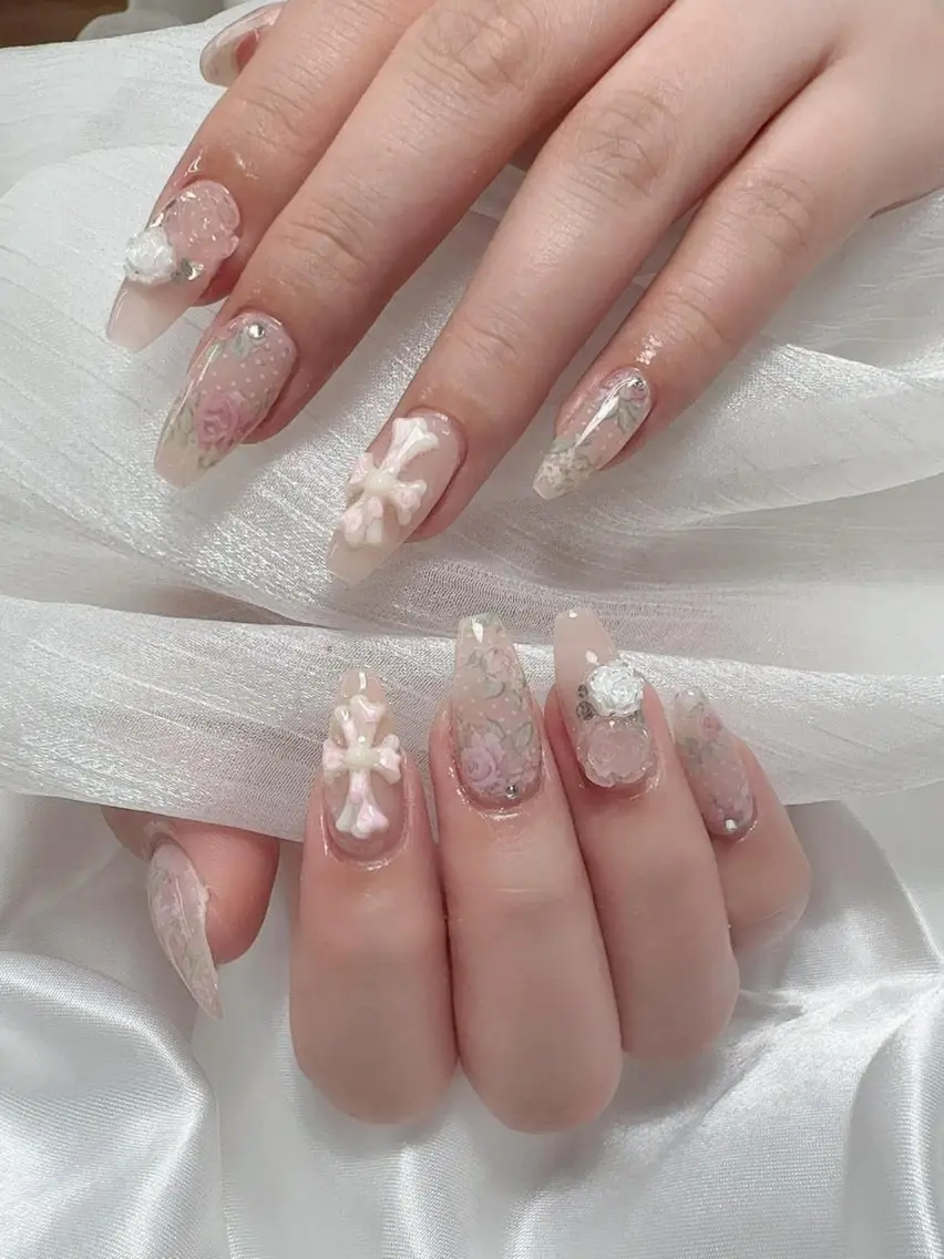 ネイル グラデーション 韓国ネイル マグネットネイル ニュアンスネイル オフィスネイル ハンドネイル Hana Rose Nailのネイルデザイン