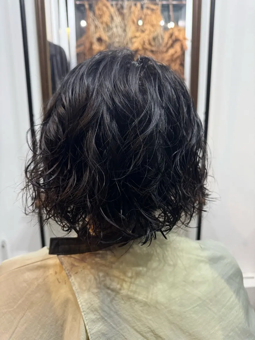 ショート パーマ レイヤーカット カット パーマ 椎葉 祐也のヘアスタイル