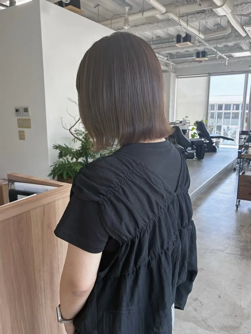 ショート カラー ヘアカラー 髪質改善が得意✨ 榎本亜衣のヘアスタイル