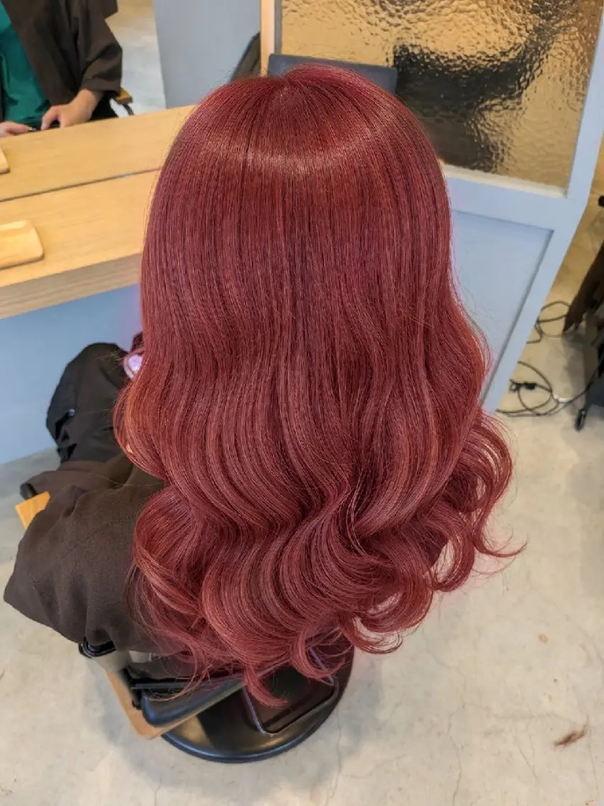 セミロング カラー 古屋 美春のヘアスタイル