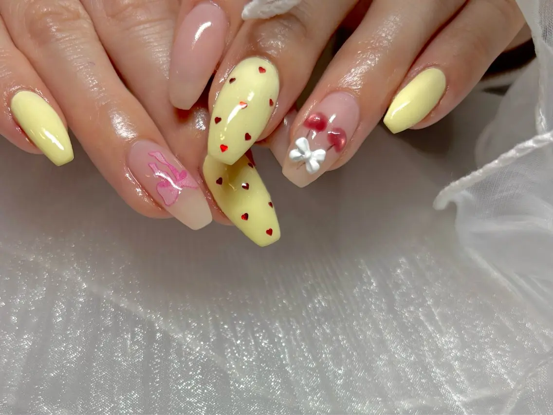 ネイル ガーリー PuaMo. JUNA🐇ྀིのネイルデザイン