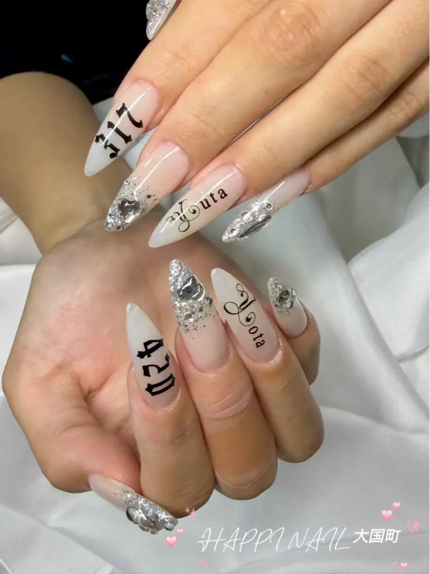 ネイル アートネイル フレンチネイル ジェルネイル 韓国ネイル マグネットネイル HAPPI NAIL 大国町のネイルデザイン