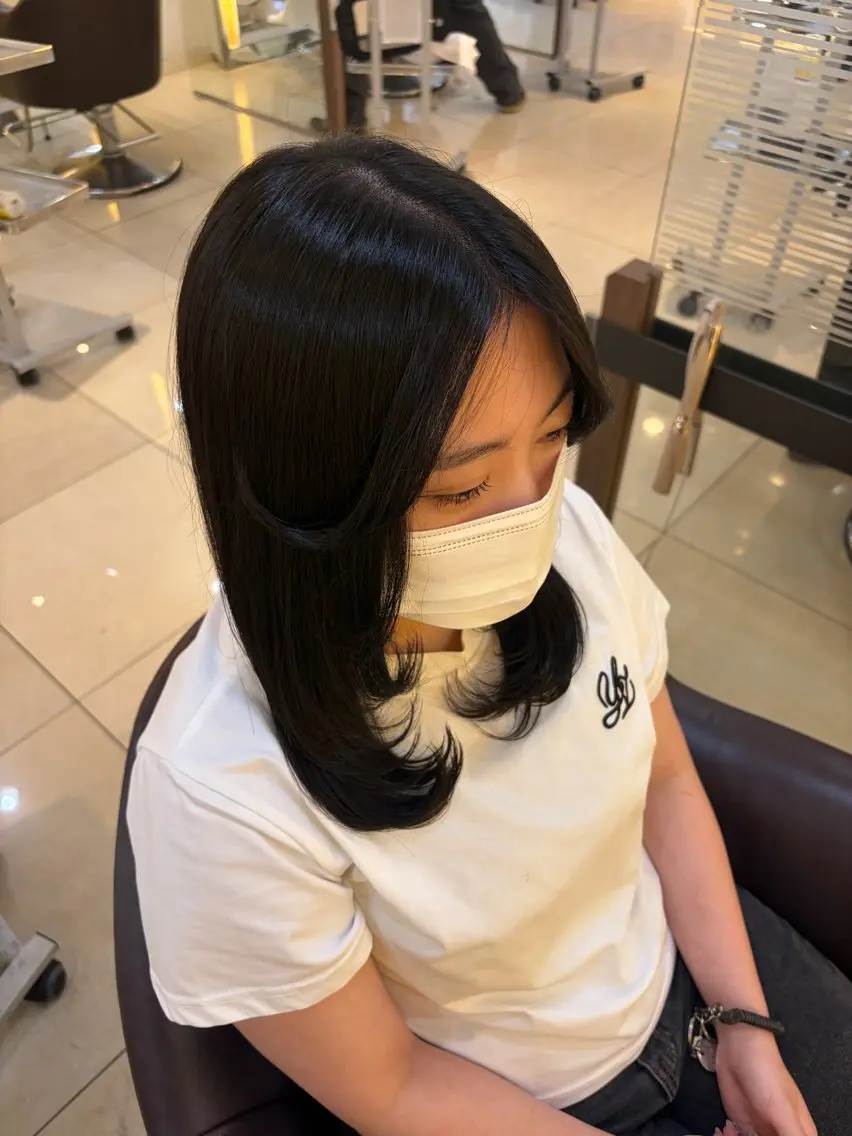 セミロング レイヤーカット カット 🎀ноиокa🎀 レイヤー×暖色カラーのヘアスタイル