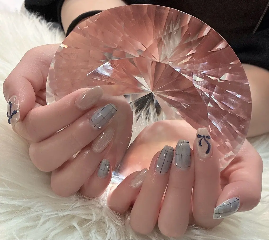ネイル LoaChaton kaeのネイルデザイン
