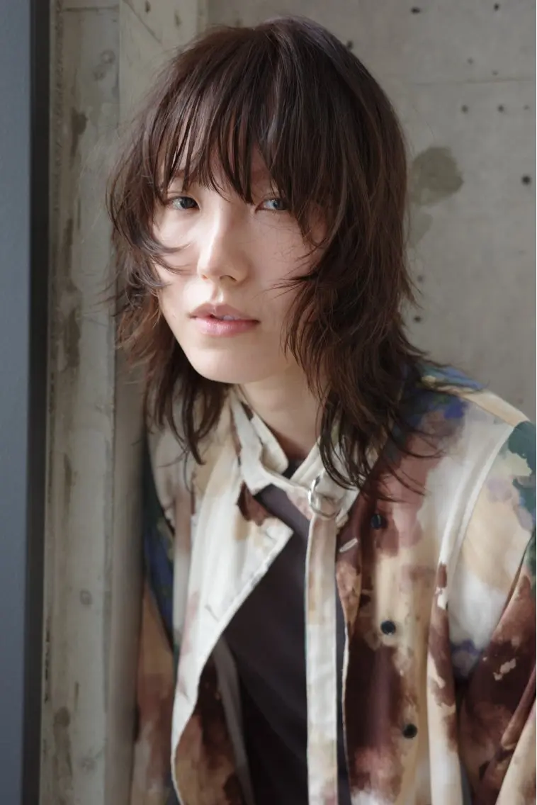 ミディアム カット ヘアカラー kage Nanamiのヘアスタイル